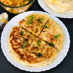 Paneer Stuffed Parantha Naan Kulcha